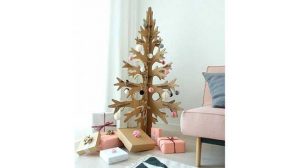 Pohon Natal dengan Tema Ombre Minimalis Atau Silver Elegan